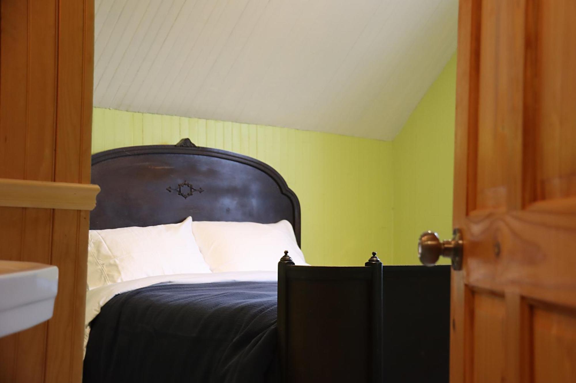 Chez Casimir Hotell Matapedia Eksteriør bilde